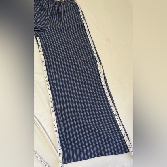 🩵 Aerie Blue & White Striped Wide Leg Pants – Size S/P - Picture 3 of 8